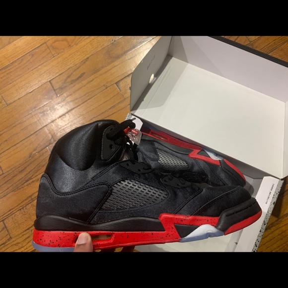 Air Jordan 5 Satin Bred - Picture 5 of 7